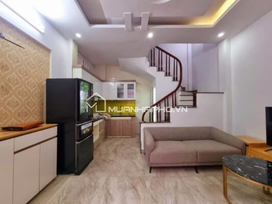 NHÀ PHỐ PHẠM VĂN ĐỒNG – LÔ GÓC 2 THOÁNG – THIẾT KẾ HIỆN ĐẠI – VỀ Ở LUÔN