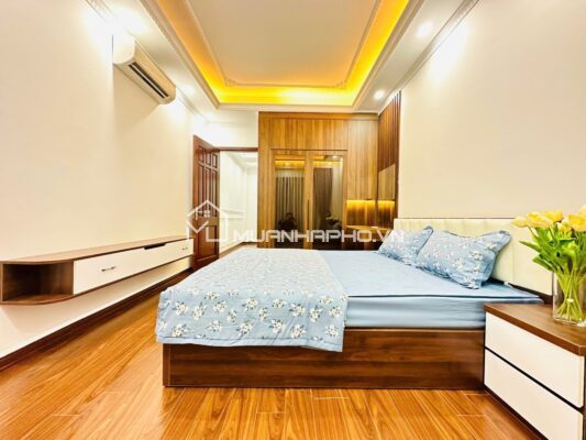 NHÀ PHỐ CẦU GIẤY – THIẾT KẾ HIỆN ĐẠI – NGÕ RỘNG THOÁNG – NHIỀU TIỆN ÍCH