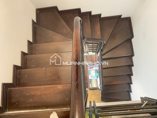 NHÀ SÂN VƯỜN CỰC VIP – GẦN Ô TÔ – GẦN CHỢ – SỔ VUÔNG ĐẸP