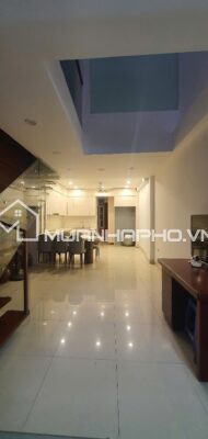 MỸ ĐÌNH NHÀ ĐẸP – Ô CHỜ THANG MÁY – NGÕ THÔNG GẦN PHỐ – CỰC THOÁNG SÁNG.