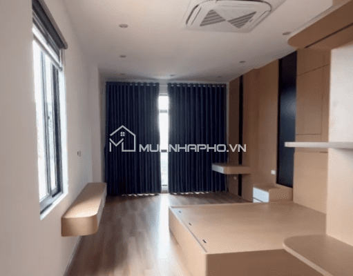 MẶT PHỐ – 1 MẶT Ô TÔ TRÁNH – 2 MẶT TRƯỚC SAU – 8 TẦNG – THANG MÁY