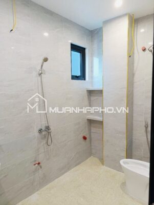 NHÀ ĐẸP Ở NGAY – VỊ TRÍ ĐẸP – VÀI BƯỚC CHÂN RA MẶT PHỐ ĐẠI MỖ