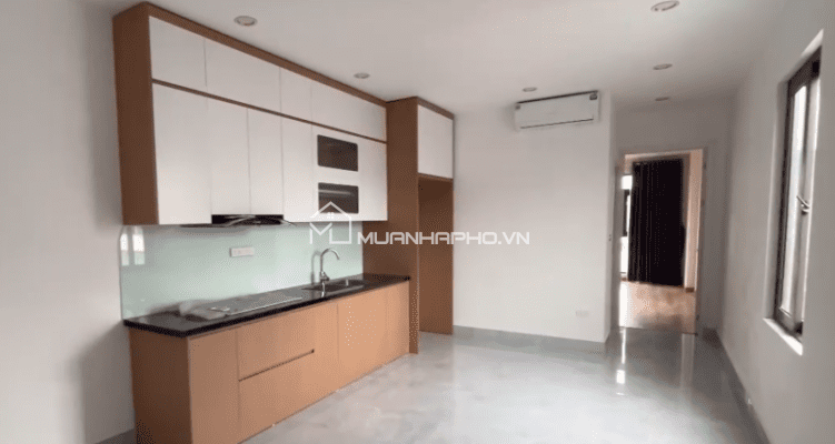 MẶT PHỐ – 1 MẶT Ô TÔ TRÁNH – 2 MẶT TRƯỚC SAU – 8 TẦNG – THANG MÁY