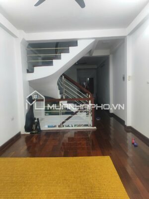 PHÂN LÔ QUÂN ĐỘI – Ô TÔ CHẠY VÒNG QUANH – 20M RA PHỐ- NGÕ THÔNG – DÂN TRÍ CAO