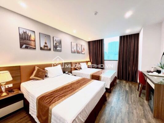 MẶT NGÕ HIẾM NHÀ BÁN – 5 TẦNG THANG MÁY – CÁCH MẶT HỒ CHỈ VÀI BƯỚC CHÂN