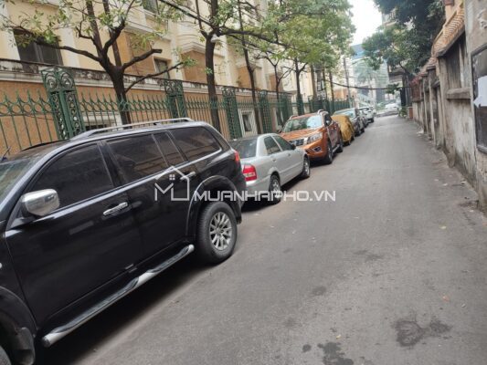 PHÂN LÔ QUÂN ĐỘI – Ô TÔ CHẠY VÒNG QUANH – 20M RA PHỐ- NGÕ THÔNG – DÂN TRÍ CAO
