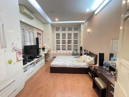 NHÀ PHỐ NGUYỄN CHÍ THANH – LÔ GÓC – NGÕ NÔNG THOÁNG – NHÀ ĐẸP Ở LUÔN