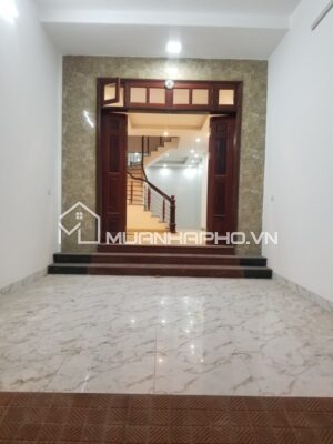 Ô TÔ QUA NHÀ – HÀNG XÓM VINHOMES – NGÕ THÔNG TỨ PHÍA