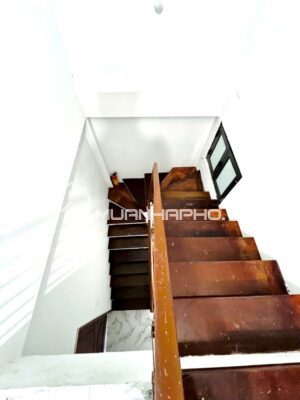 CCMN 7 PHÒNG CHO THUÊ – ĐỂ Ở THÌ QUÁ ĐẸP – TRƯỚC NHÀ 3M – CÓ SÂN RỘNG – HAI THOÁNG TRƯỚC SAU.