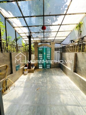 CCMN 7 PHÒNG CHO THUÊ – ĐỂ Ở THÌ QUÁ ĐẸP – TRƯỚC NHÀ 3M – CÓ SÂN RỘNG – HAI THOÁNG TRƯỚC SAU.