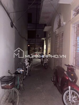 BÁN ĐẤT TẶNG NHÀ – PHÙ HỢP XÂY CHDV – KHU VỰC NHU CẦU THUÊ CAO