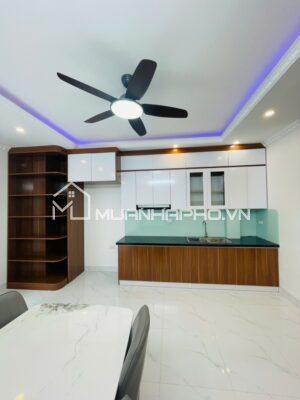 VỊ TRÍ ĐẮC ĐỊA – 6 TẦNG – THANG MÁY – NGÕ BA GÁC ĐỖ CỬA.