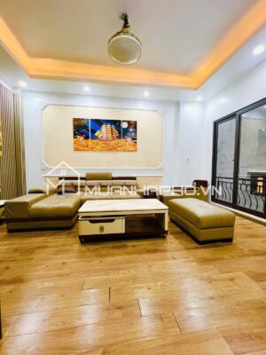 NHÀ MỚI ĐẸP Ở NGAY – GẦN PHỐ – NỘI THẤT ĐẸP
