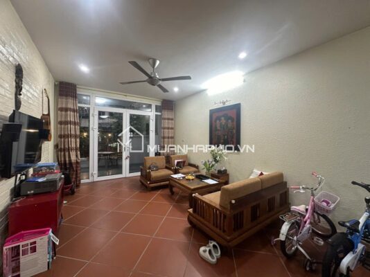 NHÀ SÂN VƯỜN 4 TẦNG – THOÁNG TRƯỚC SAU – Ô TÔ ĐỖ CỔNG