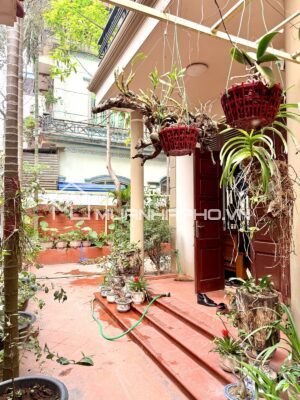 BIỆT THỰ SÂN VƯỜN – NGÕ THÔNG – MẶT TIỀN RỘNG – DỄ CHIA LÔ – GẦN CHUNG CƯ SUNSHINE