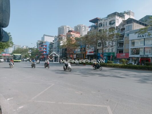 MẶT PHỐ XÃ ĐÀN VÀ 1 MẶT NGÕ – VỈA HÈ RỘNG – 9 TẦNG 1 HẦM –  TOÀ NHÀ VP XÂY MỚI