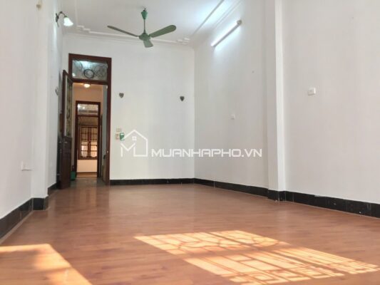 NHÀ PHÂN LÔ – MẶT NGÕ Ô TÔ TRÁNH – KINH DOANH – THOÁNG TRƯỚC SAU