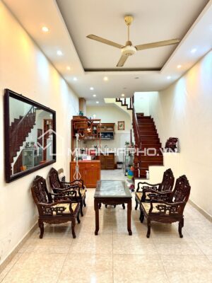 PHÂN LÔ VIP ĐỐNG ĐA – Ô TÔ TRÁNH – VỈA HÈ – 2 THOÁNG TRƯỚC SAU