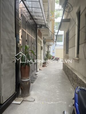 NHÀ DÂN XÂY – CÁCH 10M RA ÔTÔ – NGÕ THÔNG