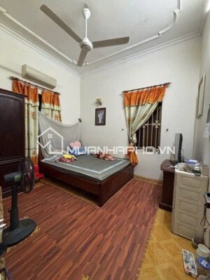 BÁN ĐẤT TẶNG NHÀ – PHÙ HỢP XÂY CHDV – KHU VỰC NHU CẦU THUÊ CAO