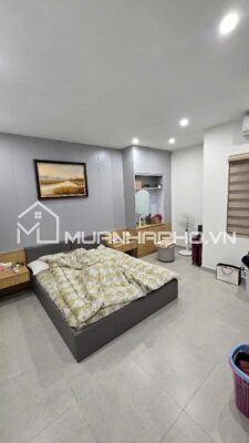 DÒNG TIỀN VÕNG THỊ – LÔ GÓC – CÁCH MẶT HỒ TÂY VÀI TRĂM MÉT – THANG MÁY XỊN