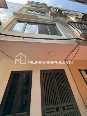 20M Ô TÔ TRÁNH ĐỖ – Ô TÔ ĐỖ CỬA – NGÕ NÔNG – 40M RA MẶT PHỐ PHẠM VĂN ĐỒNG