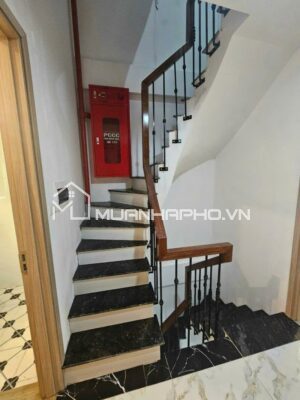 CHDV 20 PHÒNG – 7 TẦNG THANG MÁY – THOÁNG ĐẸP.