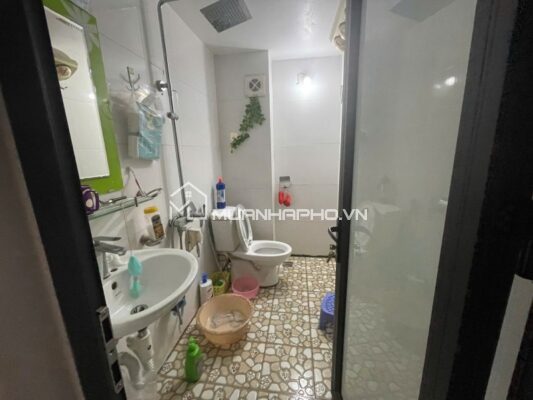 NHÀ 3 TẦNG – MẶT NGÕ THÔNG – 30M Ô TÔ TRÁNH – GẦN BÃI ĐỖ XE NGÀY ĐÊM