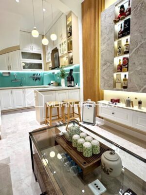 HÀNG XÓM ROYAL CITY – GẦN PHỐ – 20M RA OTO – NGÕ ĐẸP  – NHÀ ĐẸP