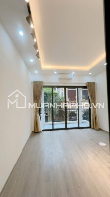 PHÂN LÔ QUÂN ĐỘI – Ô TÔ TRÁNH – NGÕ THÔNG – KINH DOANH