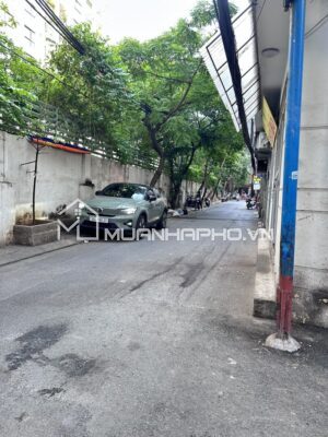 HÀNG XÓM ROYAL CITY – GẦN PHỐ – 20M RA OTO – NGÕ ĐẸP  – NHÀ ĐẸP