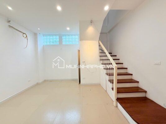 NHÀ 5 TẦNG – NGÕ RỘNG – CHỦ ĐỂ LẠI TOÀN BỘ NỘI THẤT