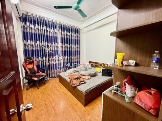NHÀ 4 TẦNG THÔNG RA PHAN KẾ BÍNH – 2 MẶT THOÁNG TRƯỚC SAU