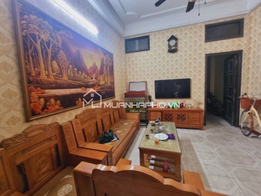 NHÀ 3 TẦNG – Ô TÔ – HÀNG XÓM KĐT DỊCH VỌNG – SAU QH RA SÁT MẶT PHỐ LỚN