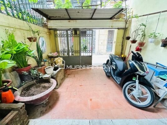 NHÀ 3 TẦNG – Ô TÔ – HÀNG XÓM KĐT DỊCH VỌNG – SAU QH RA SÁT MẶT PHỐ LỚN
