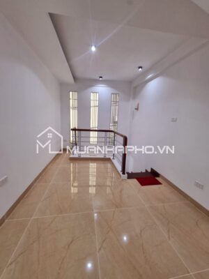 NHÀ ĐẸP Ở LUÔN – CỰC GẦN PHỐ – LÔ GÓC THOÁNG SÁNG