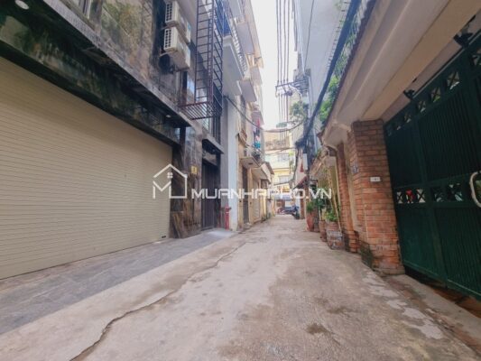 NHÀ 3 TẦNG – Ô TÔ – HÀNG XÓM KĐT DỊCH VỌNG – SAU QH RA SÁT MẶT PHỐ LỚN