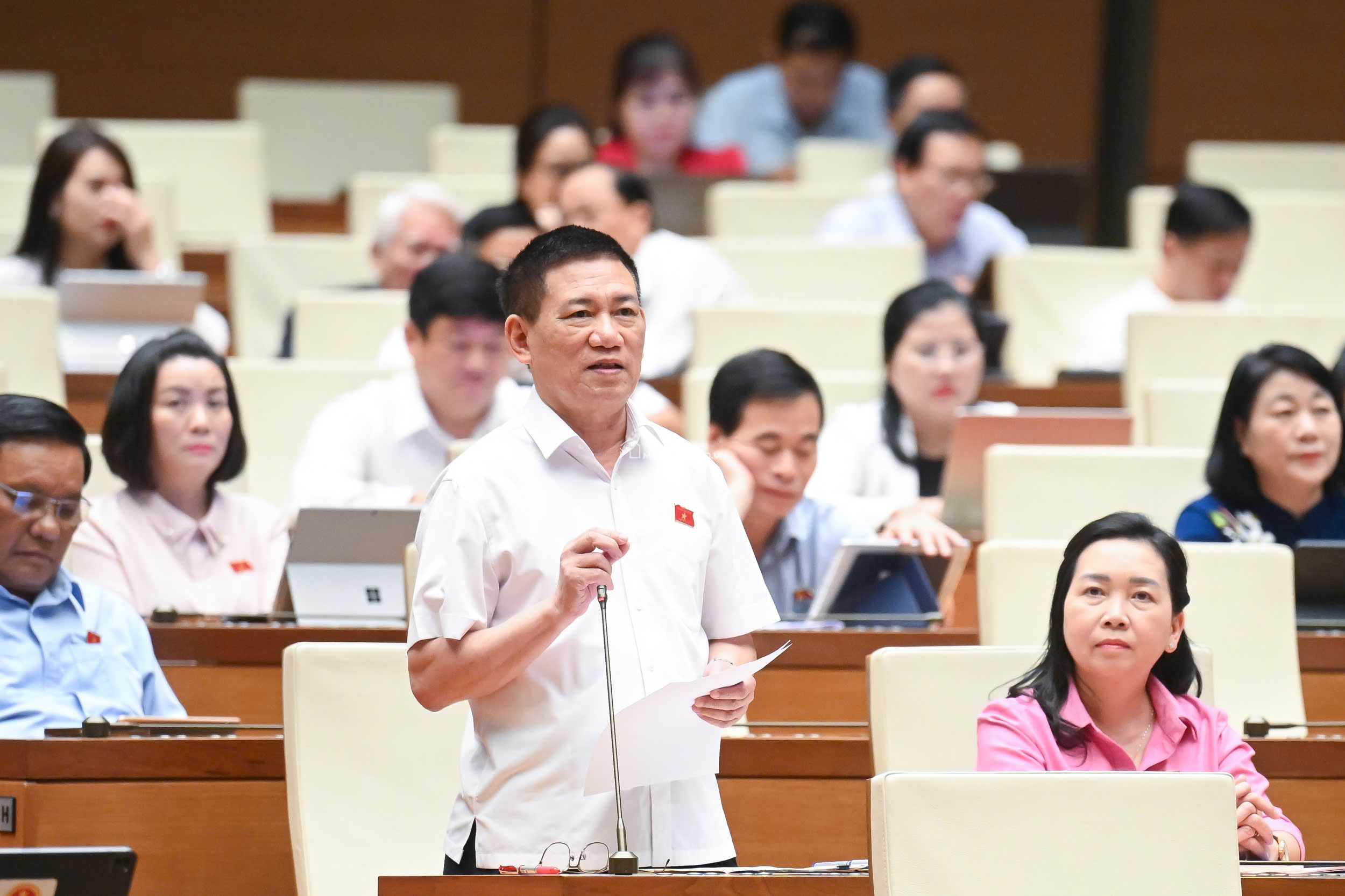 Phó Thủ tướng: Nên áp dụng thuế khoán với hộ kinh doanh có doanh thu dưới 1 tỷ đồng