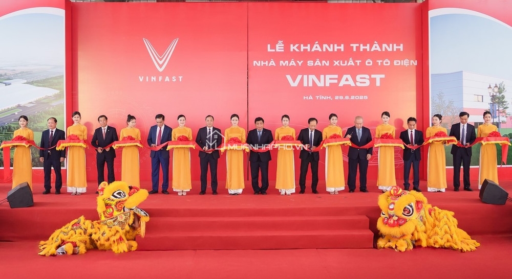VinFast khánh thành nhà máy ô tô điện tại Hà Tĩnh
