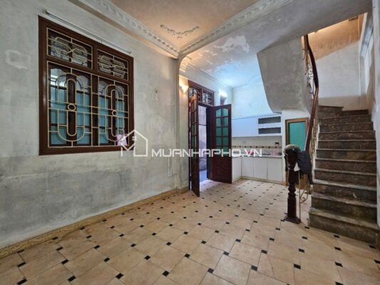30M Ô TÔ TRÁNH – MẶT TIỀN ĐẸP – THOÁNG – HÀNG XÓM ROYAL CITY