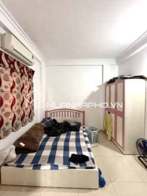 PHÂN LÔ QUÂN ĐỘI – Ô TÔ ĐỖ CỬA – 2 THOÁNG TRƯỚC SAU – NGÕ THẲNG TẮP