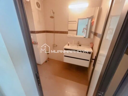 NHÀ ĐẸP CHÍNH KINH – CĂN HỘ DỊCH VỤ 10 PHÒNG – DOANH THU ỔN