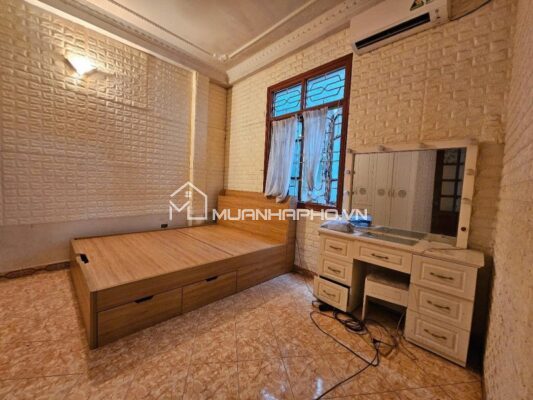 30M Ô TÔ TRÁNH – MẶT TIỀN ĐẸP – THOÁNG – HÀNG XÓM ROYAL CITY