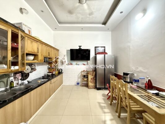 PHÂN LÔ QUÂN ĐỘI – Ô TÔ ĐỖ CỬA – 2 THOÁNG TRƯỚC SAU – NGÕ THẲNG TẮP
