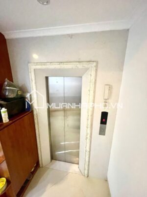 HIỆN ĐẠI TIỆN DỤNG – MỚI ĐẸP – THÔNG SÀN – THANG MÁY – LÔ GÓC