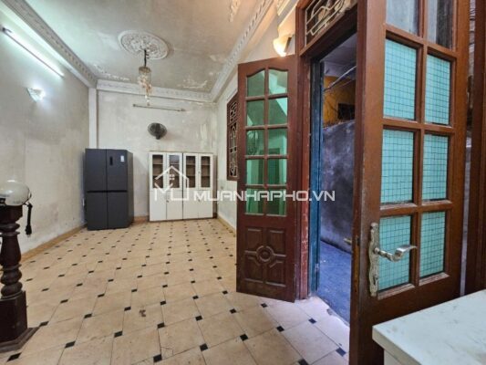 30M Ô TÔ TRÁNH – MẶT TIỀN ĐẸP – THOÁNG – HÀNG XÓM ROYAL CITY