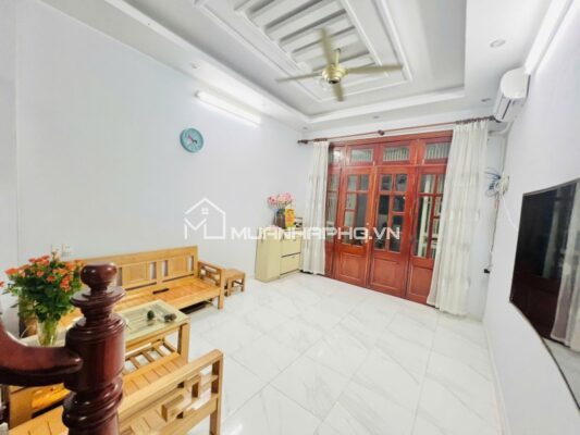 NHÀ 5 TẦNG PHỐ CẦU GIẤY – GẦN HỒ – PHÙ HỢP MUA Ở