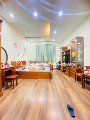 NHÀ DÂN XÂY – 5 TẦNG – NGÕ THÔNG SANG CHÙA LÁNG