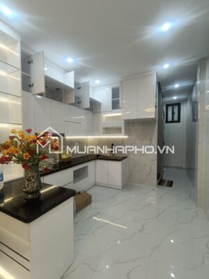 NHÀ ĐẸP 5 TẦNG THANG MÁY – FULL NỘI THẤT – GẦN HỒ, GẦN PHỐ