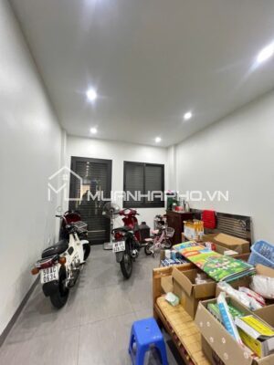 MẶT PHỐ MAI DỊCH – 7 TẦNG THANG MÁY – 2 MẶT ĐƯỜNG – KINH DOANH